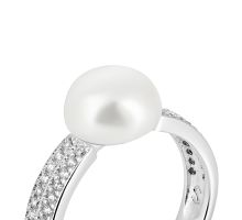 Серебряное кольцо с жемчугом и фианитами (1785/1р-PWT): купить